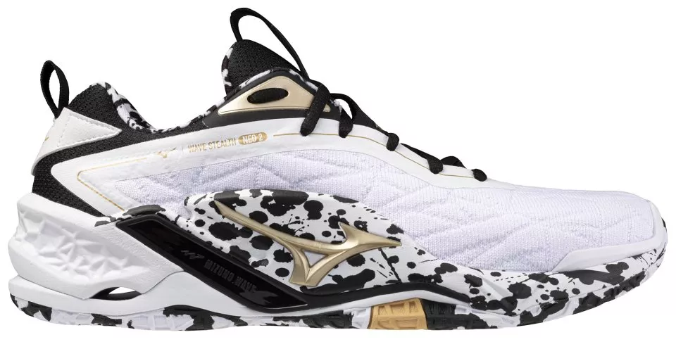 Mizuno Wave Stealth Neo
